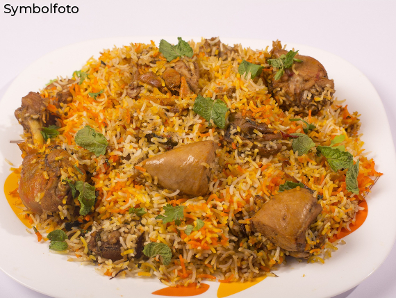 Chicken Samos Chicken Kapora und viele weitrere Indische spezialitäten